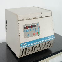 Beckman Avanti 30 Centrifuge image 1